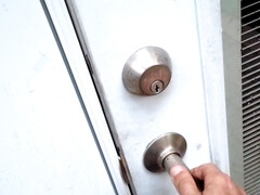 Enthousiasteling, Slaapkamer, Pijpbeurt, Bruinharig, Sperma shot, Hondjeshouding, Zoenen, Ondergoed