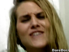 Blonde, Brunette brune, Huilée, Piercing, Maigrichonne, Grande