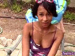 18 ans, Amateur, Sucer une bite, Faciale, De plein air, Réalité, Adolescente