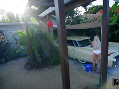 Amateur, Rubia, Morena, Coche, Al aire libre, Pequeña, Pov, Tetas