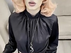 フェティッシュ, ハードコア, 下着, オナニー, 穴開きパンティ, ロシア人, シーメール, ヤリマン