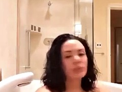 デカパイ, フェラチオ, シャワー, 一人