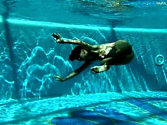 18 летние, Женщины, Фетиш, На публике, Киски, Соло, Молоденькие, Сиськи