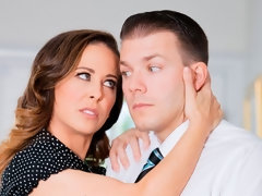 Anal, Brunette brune, En levrette, Branlette thaïlandaise, Mère que j'aimerais baiser, Rasée, Plan cul à trois, Nénés