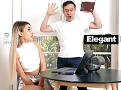 Grosser schwanz, Hundestellung, Familie, Handjob, Hd, Zierlich, Muschi, Jungendliche (18+)