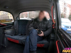 Amerikanisch, Schwarz, Auto, Hundestellung, Aufs gesicht abspritzen, Im freien, Öffentlich, Tätowierung