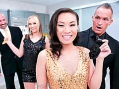 ブロンド, フェラチオ, バック, グループ, 手コキする, オージー, 剃毛, ティーン