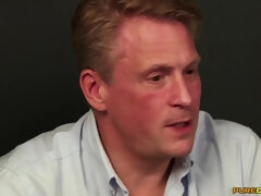 Nana, Sucer une bite, Plantureuse, Homme nu et filles habillées, Le plan cul à quatre, Branlette thaïlandaise, Hard, Lesbienne