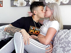 Большой член, Блондинки, Минет, Собачьи, Натуральные сиськи, Тощие, Тату, Сиськи