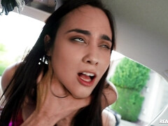 Жопа, Большой член, Брюнетки, В машине, Секс без цензуры, Киски, Наездница