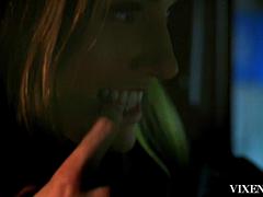 アナル, 黒人, フェラチオ, 茶髪の, イく瞬間, 黒人, 目瞪口呆