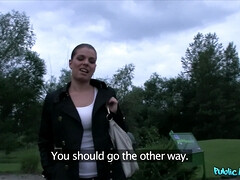 Leie, Arsch, Blasen, Braunhaarige, Betrug, Im freien, Pov, Öffentlich