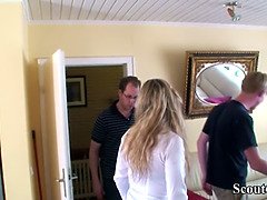 Grosse titten, Blasen, Spermaladung, Schwanz, Aufs gesicht abspritzen, Lingerie, Mann mann frau, Strümpfe