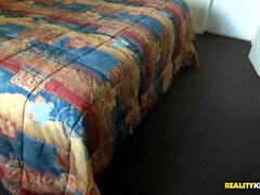 Жопа, Брюнетки, Семяизвержение, Милф, Пирсинг, Рыжие, Тощие, Сквиртинг