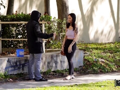 Cul, Nana, Sucer une bite, Fille latino, Seins naturels, Pov, Public, Nénés