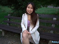 フェラチオ, 茶髪の, 中国人, 面白, アウトドア, ハメ撮り, 公共, 叫ぶ
