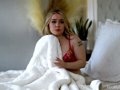 Blondine, Blasen, Besamung, Schwanz, Küssen, Lecken, Piercing, Muschi