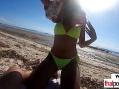 Amateur Sex Thai teenage nailed a BWC at beach