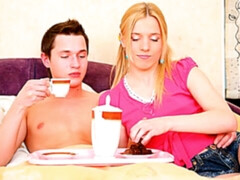 Schlafzimmer, Grosser arsch, Grosser schwanz, Blondine, Blasen, Hundestellung, Natürlichen titten, Jungendliche (18+)