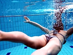 18, 茶髪の, 女, Hd, プール, 公共, ロシア人, 水中