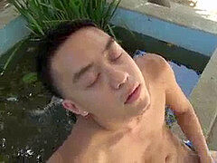 Asiatique, Tir de sperme, Homosexuelle, Masturbation, De plein air, Pov, Tatouage