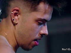 Анальный секс, Минет, Ласковые ручки, Дрочит, Мускулы, На природе, Лизание жопы, Сосущие