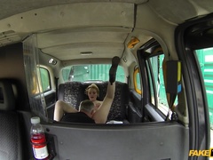 Amateur, Mamada, Coche, Corrida, Estilo perrito, Pajear, Lamidas, Pov