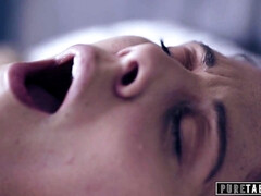 Gros seins, Plantureuse, Grossier, Conversation vulgaire, Hard, Réalité, Solo, Nénés