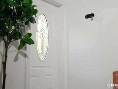 Красотки, Ванна, Минет, Межрасовый секс, Милф, Чудовищные размеры, Киски, Туалет