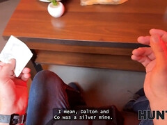 フェラチオ, 捕まる, 浮気者, 浮気する, バック, ハメ撮り, 剃毛, タトゥー