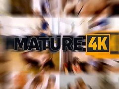 Blondine, Blasen, Geile alte tussi, Hd, Reif, Rasiert, Sport