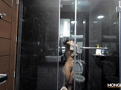 Leie, Asiatisch, Blasen, Braunhaarige, Süss, Hardcore, Masturbation, Nass