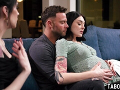 Минет, Брюнетки, Грудастые, Парочка, Член, Собачьи, Секс без цензуры, Беременная