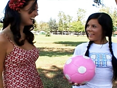 18 ans, Brunette brune, Doigter, Hd, Massage, Petite femme, Adolescente, Jouets