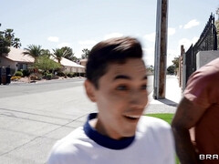 Leie, Grosser arsch, Blasen, Vollbusig, Lecken, Orgie, Flotter dreier, Eng