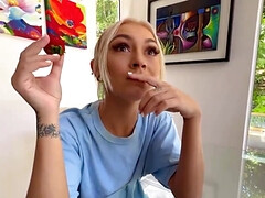 Blondine, Blasen, Nahaufnahme, Handjob, Im freien, Pov, Jungendliche (18+), Flotter dreier