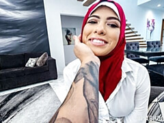 Reyna Belle's missionary smut by Hijab Hookup