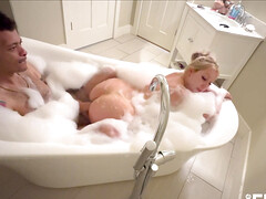 Grosse titten, Blasen, Braunhaarige, Spermaladung, Hd, Masturbation
