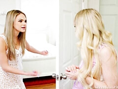 Grosser arsch, Fingern, Lecken, Lingerie, Muschi, Rasiert, Jungendliche (18+), Titten