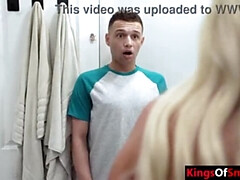 Rubia, Mamada, Estilo perrito, Familia, Maduro, Madres para coger, Hijo, Tabú