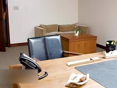 Grote kont, Groepseks, Interraciaal, Japaans, Kantoor, Realiteit, Trio, Tieten likken