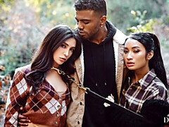 Gros cul, Grosse bite, Noire, En levrette, Interracial, Seins naturels, Adolescente, Nénés