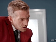 Brunette brune, 2 femmes 1 homme, Français, Hard, Maman, Bureau, Chatte, Plan cul à trois