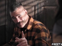 Brunette brune, Tromperie, Éjaculation interne, Poilue, Seins naturels, Chatte, Tabou, Nénés