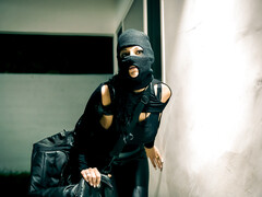 お尻, 茶髪の, イマラチオ, 顔面騎乗, 指いじり, レザー, なめる, オマンコ