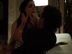 Cul, Brunette brune, Tromperie, Famille, Pieds, Branlette thaïlandaise, Embrassement, Chatte