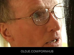 Grosser schwanz, Schwanz, Hundestellung, Hd, Ungarisch, Lecken, Jungendliche (18+), Titten