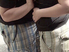 Dicke Deutsche Strassenhure laesst fuer Geld ficken