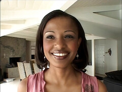 Anal, Grosse bite, Sucer une bite, Brunette brune, Fille latino, Seins naturels, Petite femme, Nénés