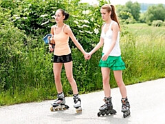 Grosser arsch, Lecken, Lingerie, Natürlichen titten, Entkleiden, Jungendliche (18+), Titten, Spielzeuge